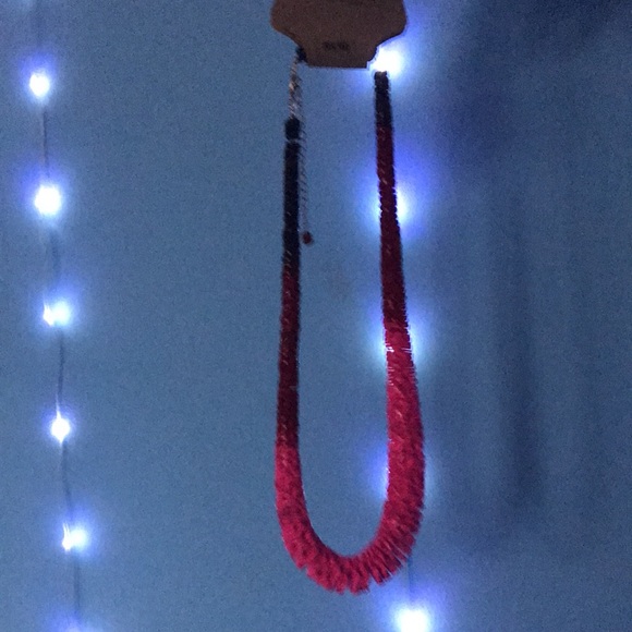 Massini necklaces - Picture 2 of 3